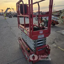 2019 MEC MICRO 19 Scissor Lift