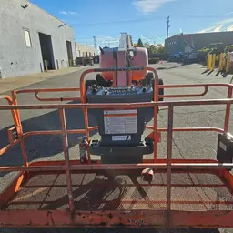 2013 JLG 600AJ Articulating Boom Lift