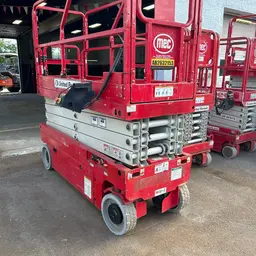 2018 MEC 2632SE Scissor Lift