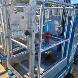 2016 Genie GR-20 Self-Propelled One-Person Lift
