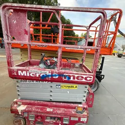 2018 MEC MICRO 19 Scissor Lift