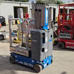 2018 Genie GR-20 Self-Propelled One-Person Lift