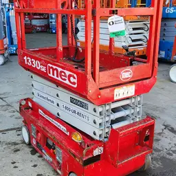 2017 MEC 1330SE Scissor Lift