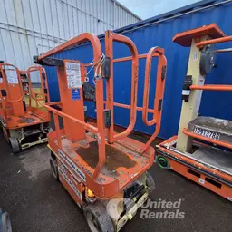 2014 JLG 1230ES Self-Propelled One-Person Lift