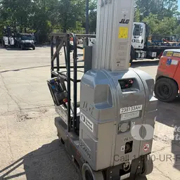 2019 JLG 20MVL Self-Propelled One-Person Lift