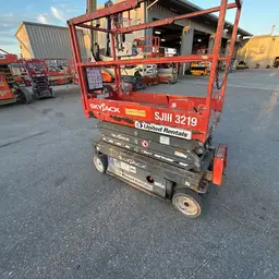 2018 Skyjack SJIII3219 Scissor Lift