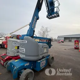 2014 Genie Z-40N Articulating Boom Lift