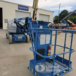 2014 Genie Z-40/23N RJ Articulating Boom Lift