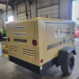 2021 Doosan P425/HP375WCUT4 Air Compressor