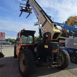 2017 JLG 742 Forklift