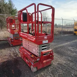 2018 MEC MICRO 19 Scissor Lift