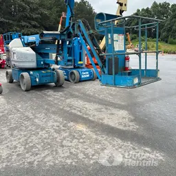 2013 Genie Z-40/23N RJ Articulating Boom Lift