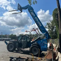 2017 Genie GTH-1056 Forklift