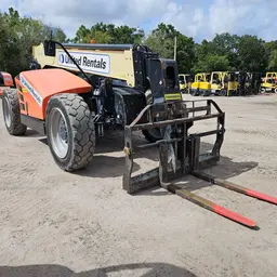 2017 JLG 742 Forklift
