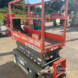2018 Skyjack SJIII3219 Scissor Lift