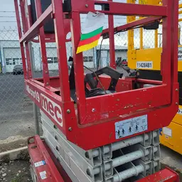 2018 MEC MICRO 19 Scissor Lift
