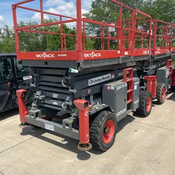 2018 Skyjack SJ8841RT Rough Terrain Scissor Lift