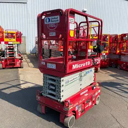 2018 MEC MICRO 19 Scissor Lift
