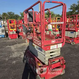 2018 MEC MICRO 19 Scissor Lift