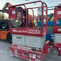 2019 MEC MICRO 19 Scissor Lift