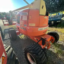 2015 JLG 450AJ Articulating Boom Lift
