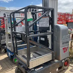 2018 JLG 20MVL Self-Propelled One-Person Lift