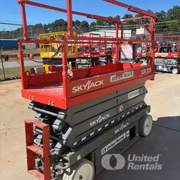 2018 Skyjack SJIII3226 Scissor Lift