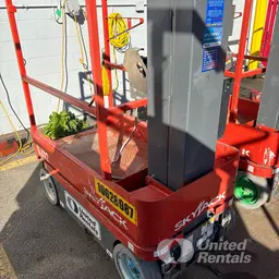 2017 Skyjack SJ12 Self-Propelled One-Person Lift