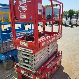 2018 MEC MICRO 19 Scissor Lift