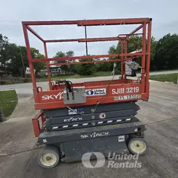 2018 Skyjack SJIII3219 Scissor Lift
